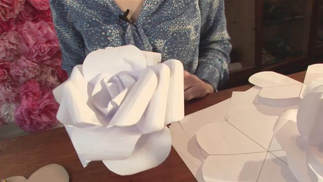 DIY How to make handmade paper flowers wedding backdrop
